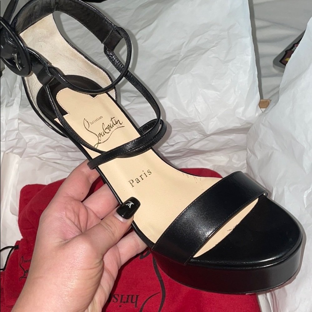 Christian Louboutin
Choca 130 Kid Platforms